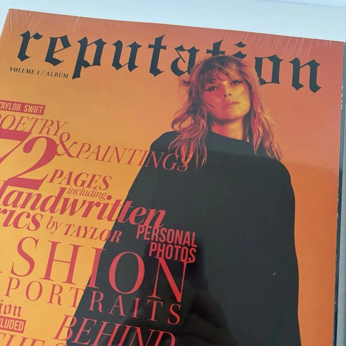Kommer snart: Taylor Swift Reputation Volym 1 och 2 med CD begagnad vinyl online