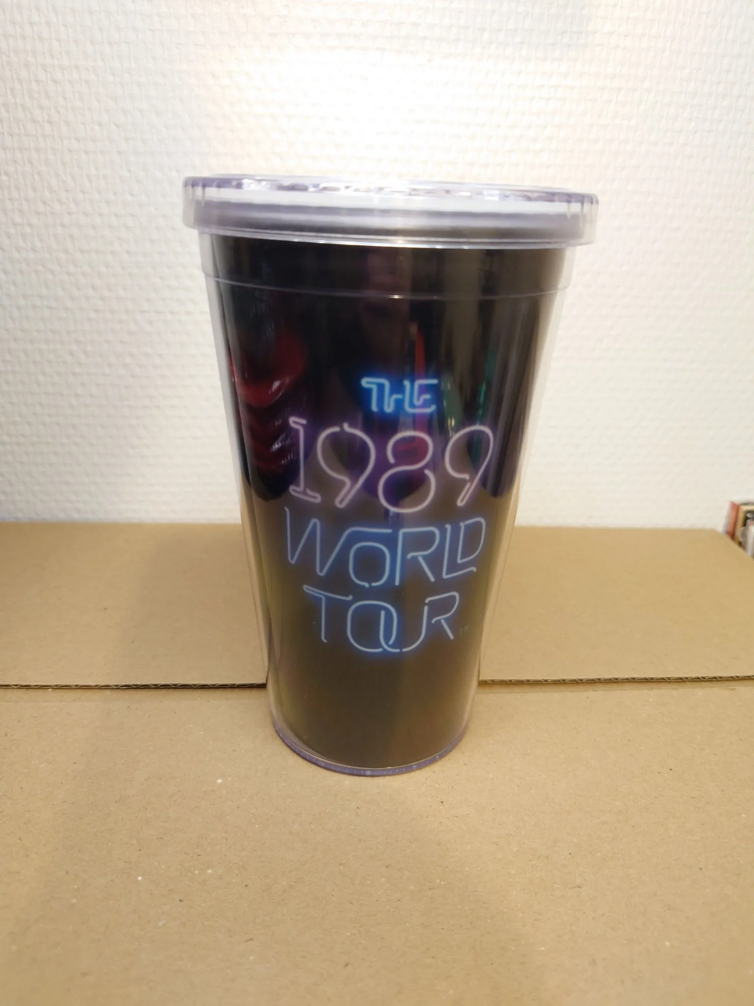Taylor Swift 1989 World Tour mugg, 2015 vinylskiva till salu