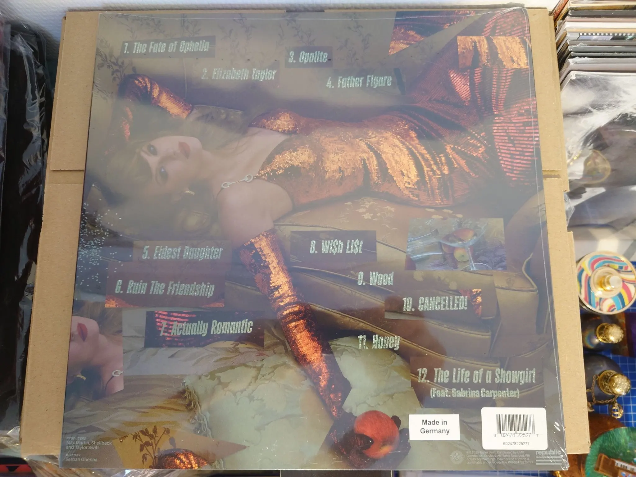Taylor Swift - Life of a Showgirl: The Shiny Bug Edition begagnad vinyl online
