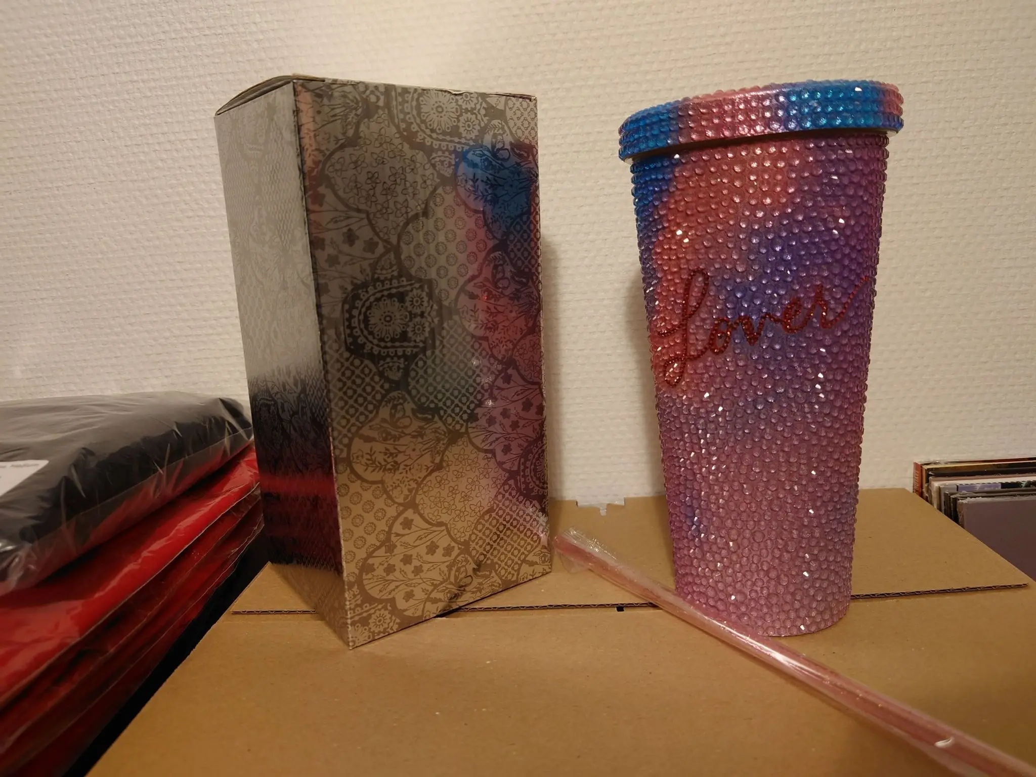 Taylor Swift - Lover - Tumbler med sugrör vinylskiva till salu