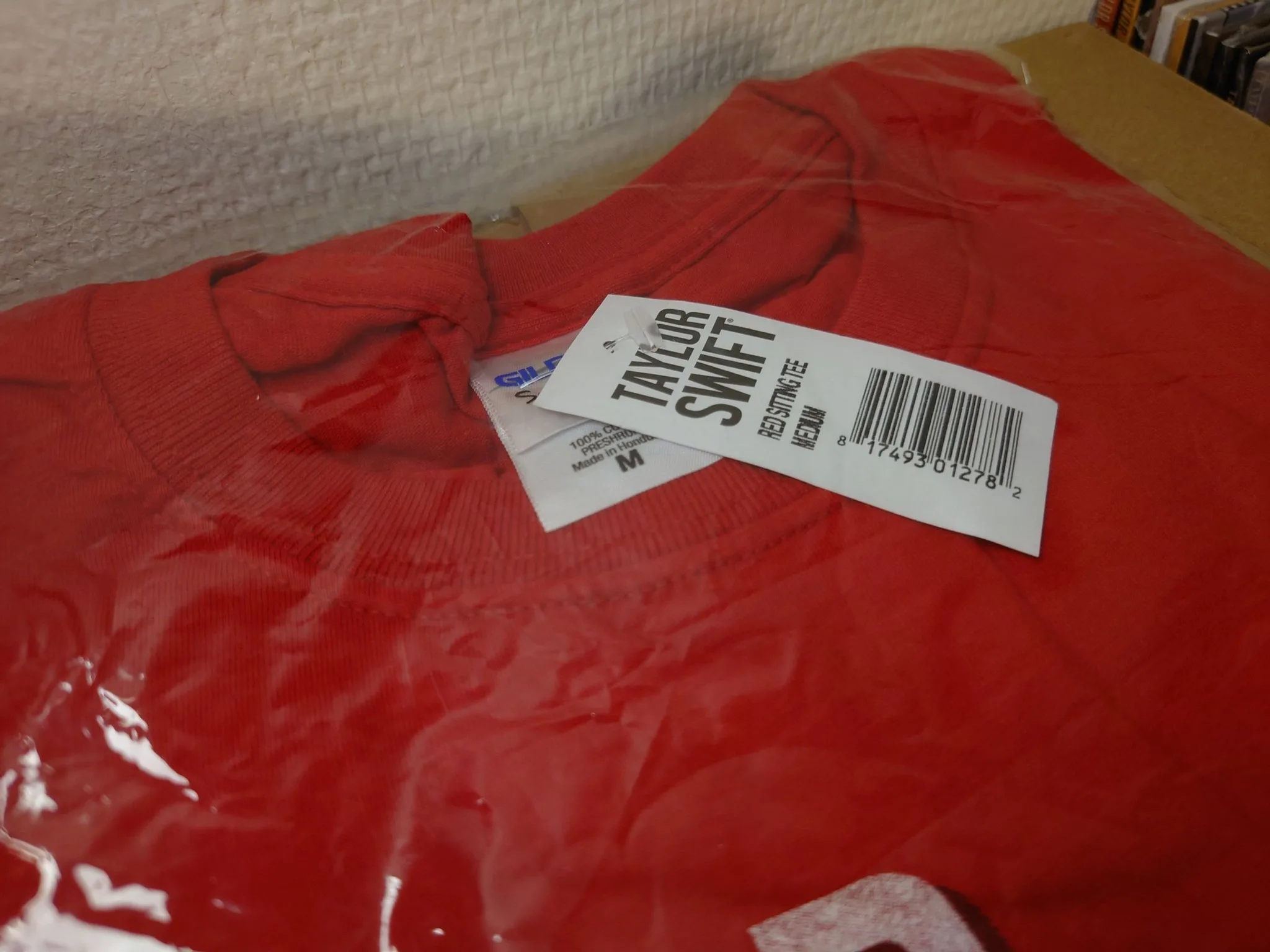 Taylor Swift RED 2013, tshirt, stl M #2 begagnad vinyl online