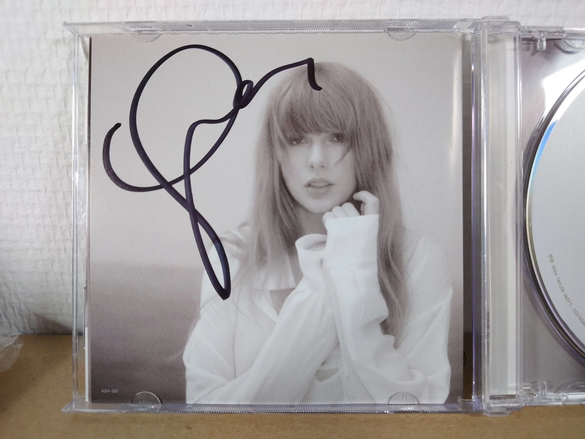 Taylor Swift - The Tortured Poets Department CD signerad begagnad vinyl online